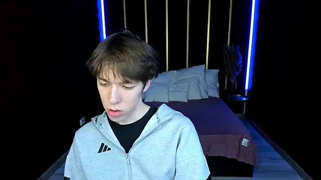 Czat XXX na żywo – MarkBranston