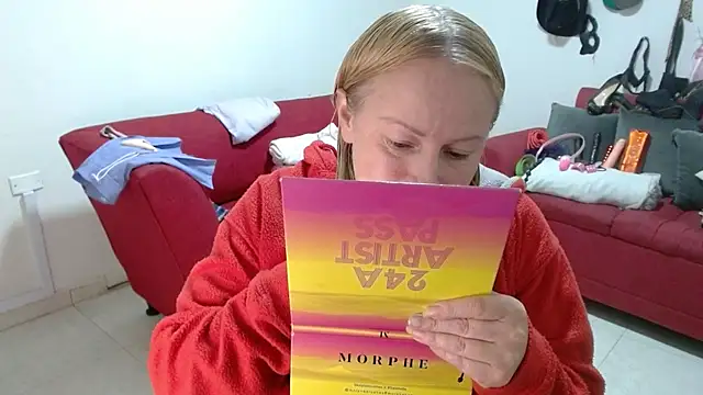 emperabigbootybigass élő XXX-chatje