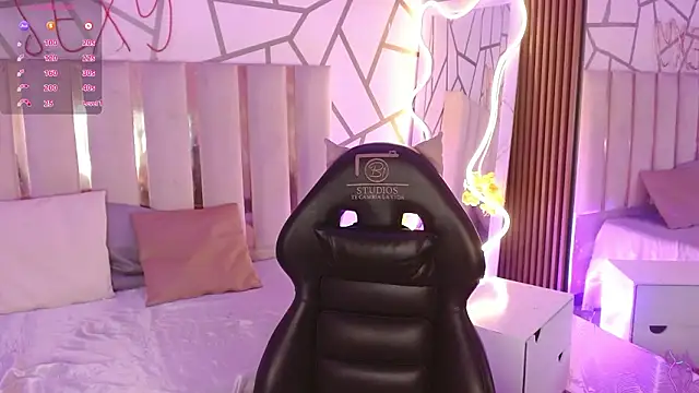 Chat XXX en directo de CYRUS_TAY