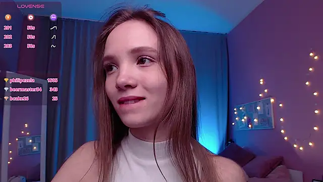 Živý XXX chat Adria_Arjona