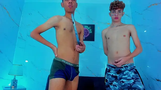 Chat XXX en directo de Spicy_guys