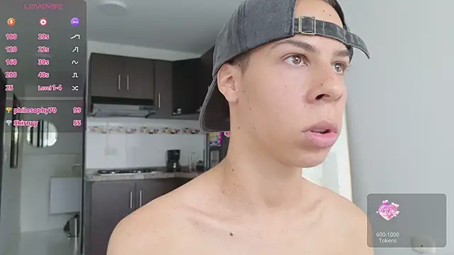 grey___27: онлайн-секс-чат