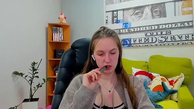 โชว์เว็บแคมของ Nessi-Morris