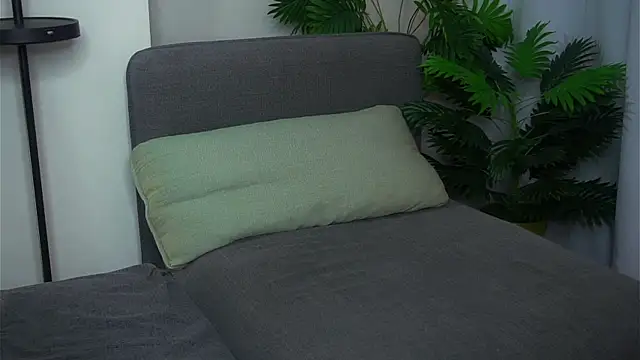 ClarineCasebolt Chat XXX in diretta