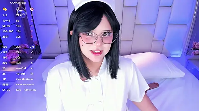 NanaOsaky – Naživo XXX chat