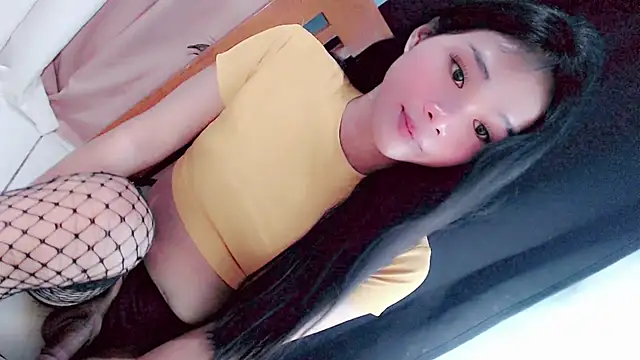 Amomentoflust99 在線直播表演