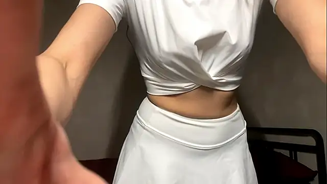 KeshaHeusley Show in webcam