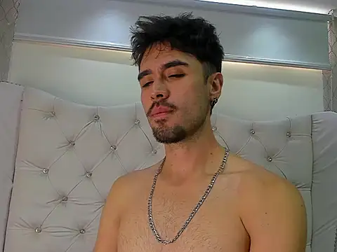 BrunoTurnerr Webcam Show