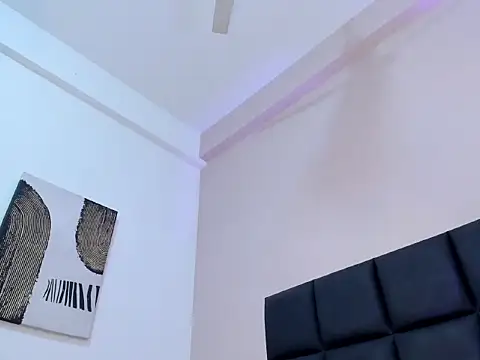 XXX chat uživo modela SeleneLujan