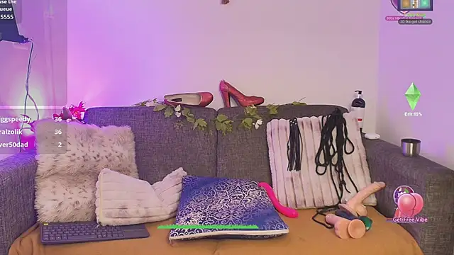 Chat XXX en directo de Laura_hotmilf