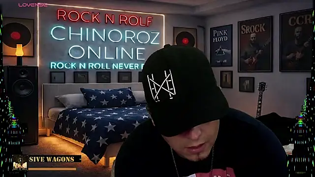 chino_roz Chat XXX in diretta