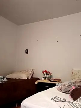 Anamaria-24のライブXXXチャット