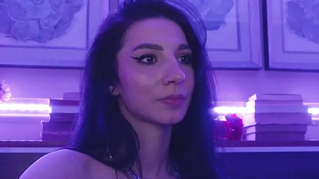 Chat XXX Live SelenaXoX