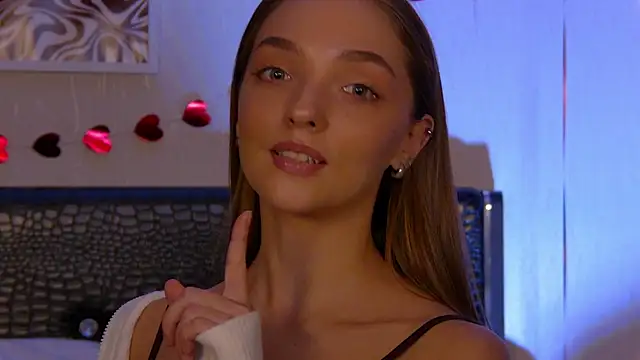 Chatroom XXX en direct de VirginieCruz