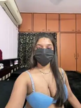 XXX chat uživo modela Sirishateluguammai