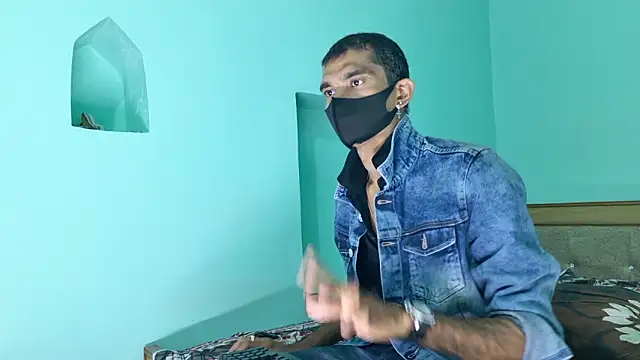 XXX chat uživo modela zihan777