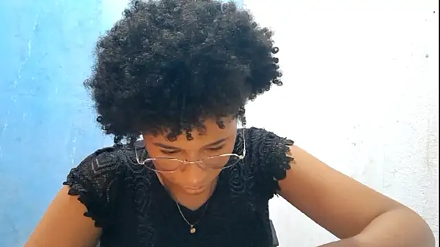 MadelynStamant – Naživo XXX chat