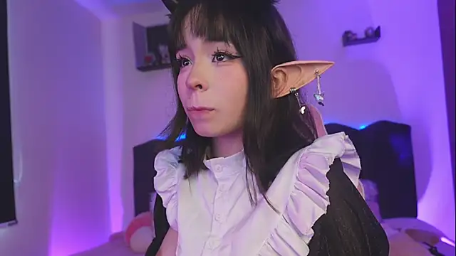 Lilou_albrecht élő XXX-chatje