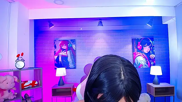 Chat +18 de roseefancy19 ao vivo