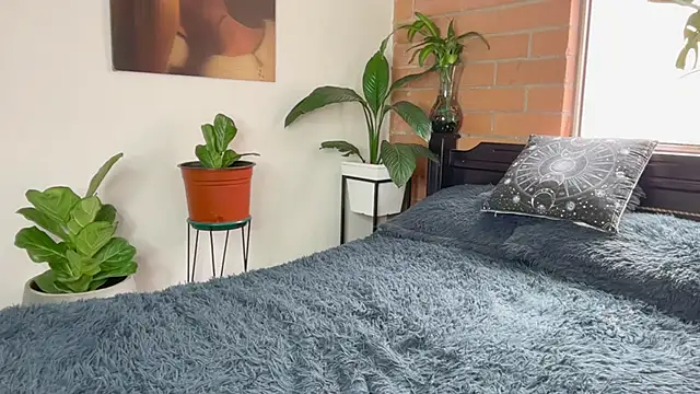 XXX chat uživo modela Andy_Belier23