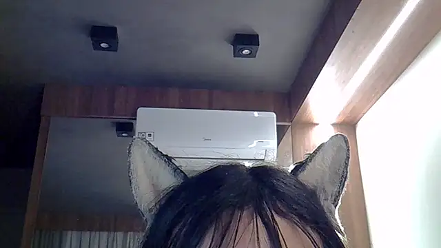 دردشة SkinnyKitten الجنسية المباشرة