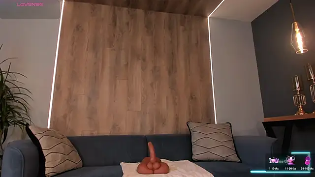 دردشة KylaMorrison الجنسية المباشرة