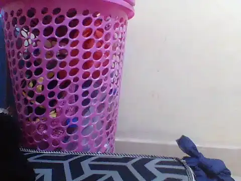 Chat +18 de Babe10111 ao vivo