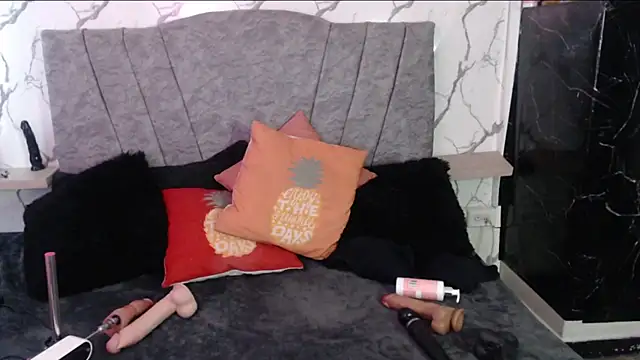 Chat XXX Live VIOLETTA-HOT