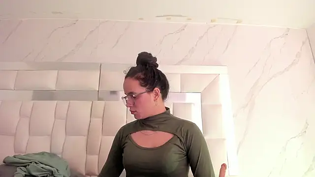 Maia_Park Live XXX-chat