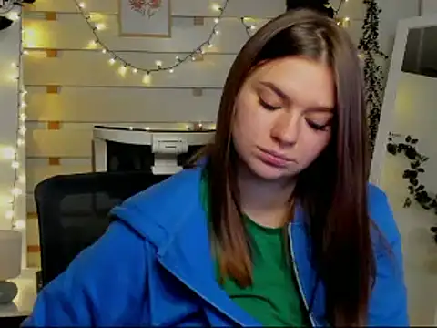 Josephine_Kiss élő XXX-chatje