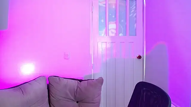 milfrousse Live XXX-Chat