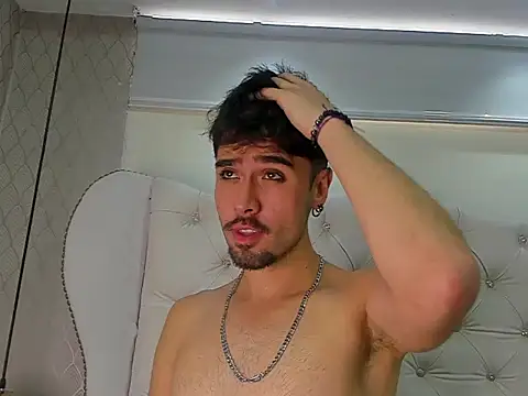 BrunoTurnerr Webcam show