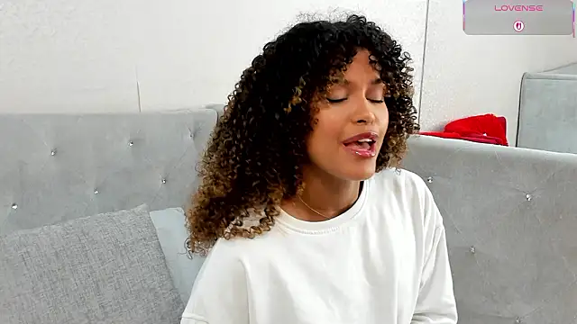 Amelia_bss Live XXX Chat