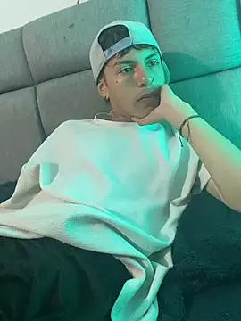 Chat XXX ao vivo de NaytonFreeman