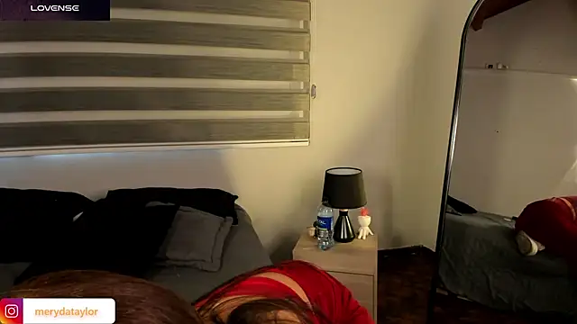 MERIDA_TAYLOR 现场XXX聊天