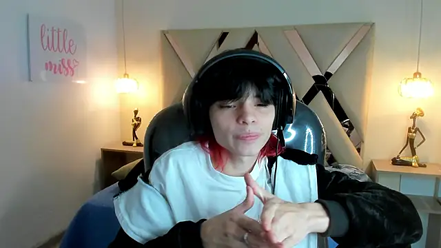 Sylasfrost Live XXX-Chat