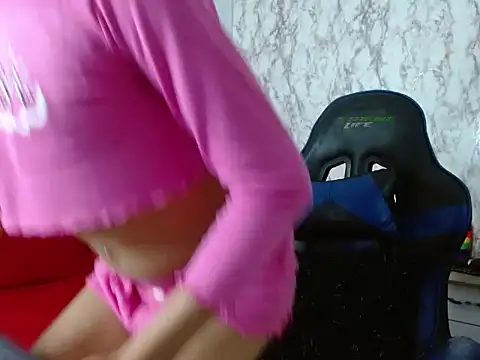 Ailanys_Miller Webcam show