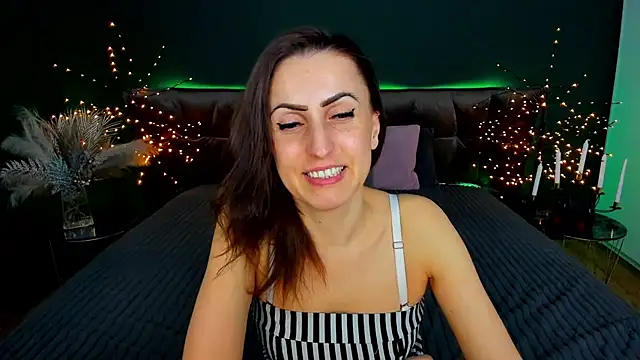 Živý XXX chat Rebecca_Diamond