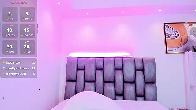 martina_mancini's Live XXX Chat