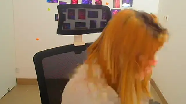 แชท XXX สดของ SusannaNight