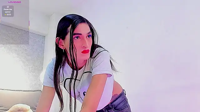 lily_cash1 Adlı Modelin Canlı XXX Sohbeti