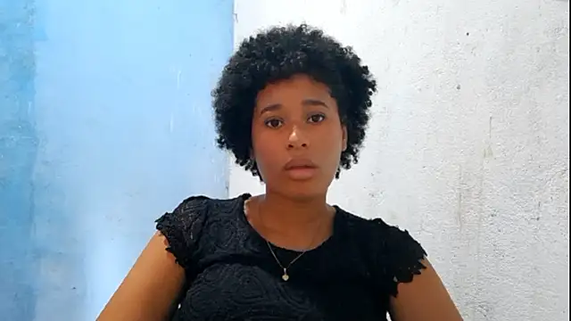 XXX chat uživo modela MadelynStamant