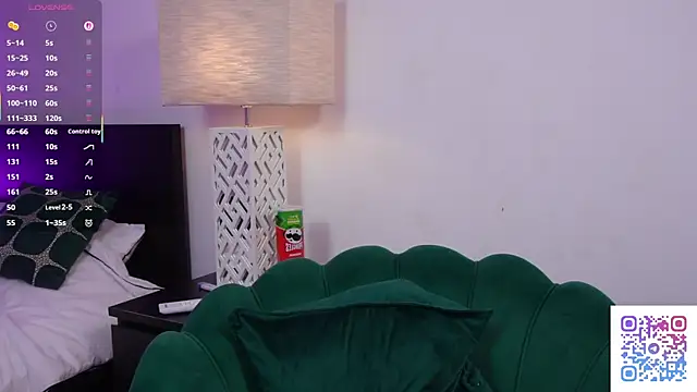 Chatroom XXX en direct de MilaFlame