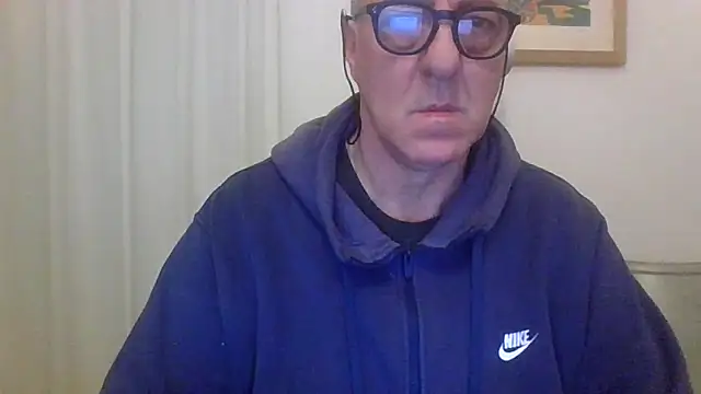 ANONIMO7735 webkamerás műsora