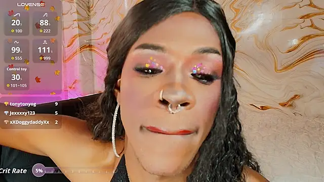 دردشة EbonyHansNight الجنسية المباشرة