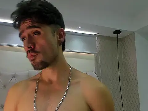 BrunoTurnerr 网络视讯表演