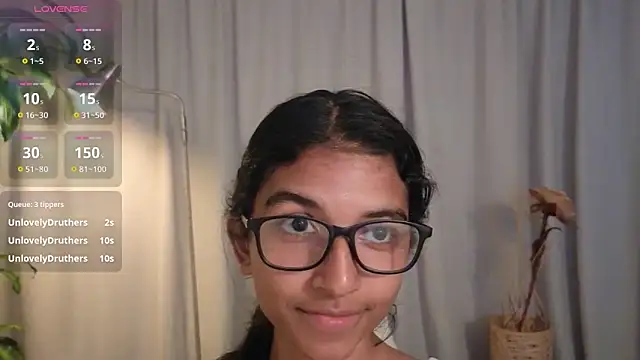 YuliethPetite Live XXX-Chat