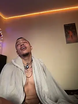 AlphaMasterXxxのウェブカメラショー