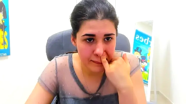 Онлайн чат XXX Joannia