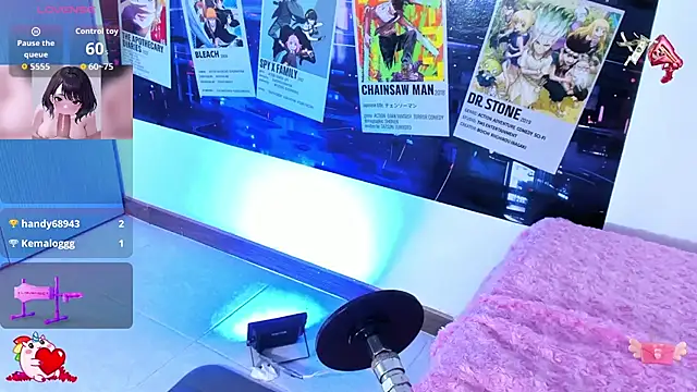 Violet_Fiore élő XXX-chatje